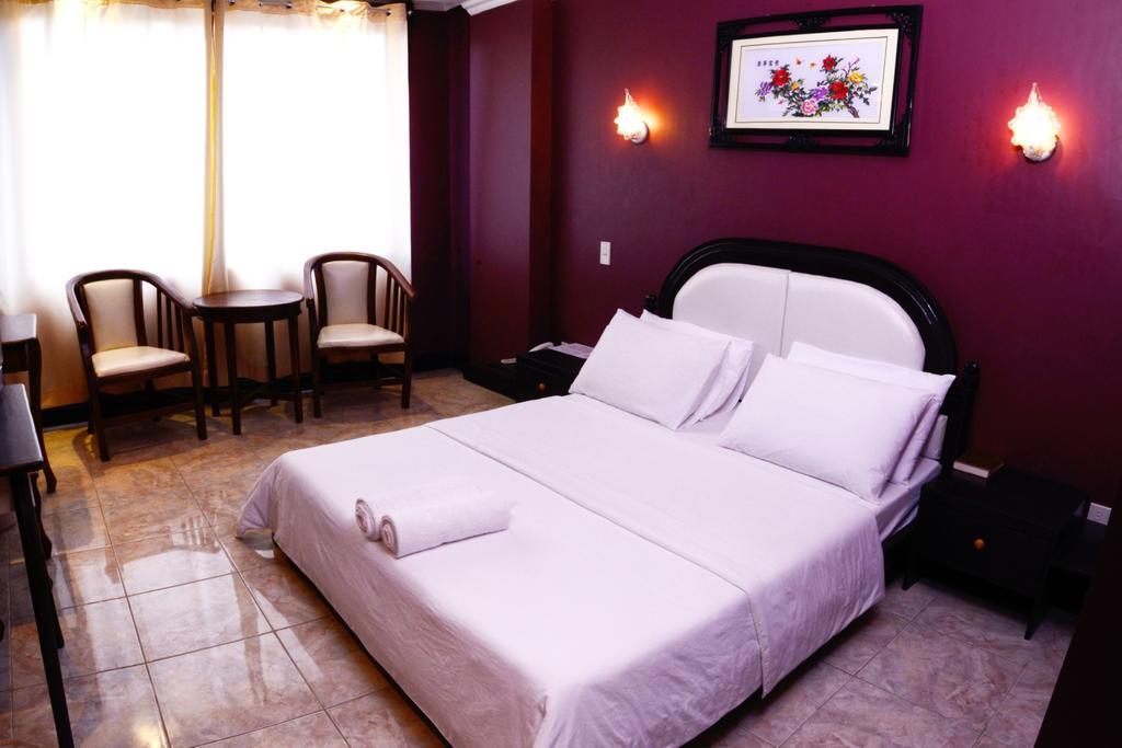 Jaimee'S Hotel, Resort And Restaurant Maasin  Zimmer foto